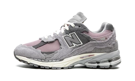Кроссовки New Balance 2002R «Лунный новый год — цинк»