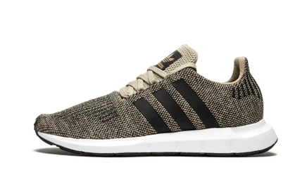 Кроссовки Adidas Swift Run CQ2117
