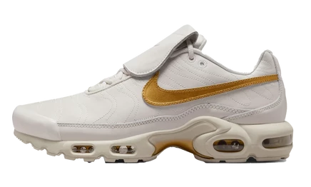 Кроссовки Nike Air Max Plus Tiempo, золотистые