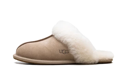 Женские тапочки Ugg Scuffette II, песочные