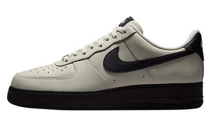 Мужские кроссовки Nike Air Force 1 07, черно-бежевые