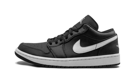 Женские кеды Jordan Air Jordan 1 Low AO9944, черно-белые
