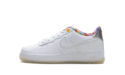 Детские кроссовки Nike Air Force 1 Low, белые с рисунком
