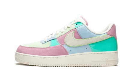 Кеды Nike Air Force 1 07 QS Easter AH8462-400, пастельные