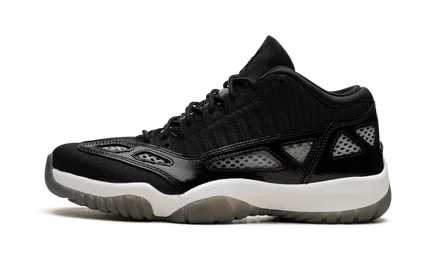 Кроссовки Jordan Air Jordan 11 Low IE, черно-белые