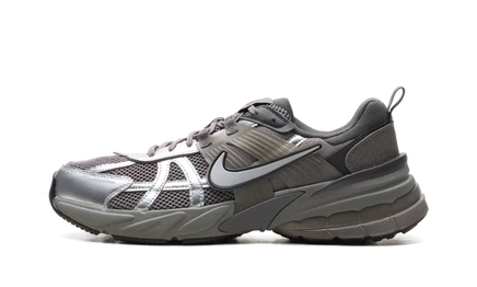 Мужские кроссовки Nike V2K Run, серо-коричневые