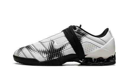 Женские кроссовки Nike Total 90 Shox Magia, бело-черные