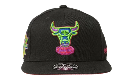 Кепка Mitchell & Ness Chicago Bulls, черная