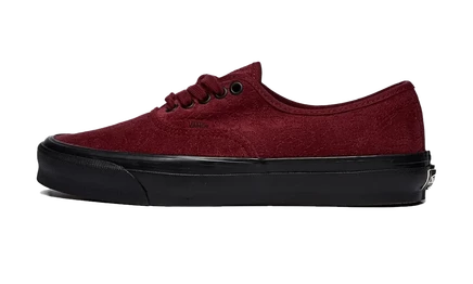 Кеды Vans OG Authentic LX с бархатной вышивкой «леопард/гранат»