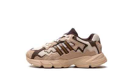 Детские кроссовки Adidas Response CL ID8508 Bad Bunny «Paso Fino»