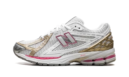 Кроссовки New Balance 1906R, серебристо-ягодно-золотые
