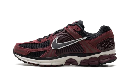 Кроссовки Nike Zoom Vomero 5, темно-красные