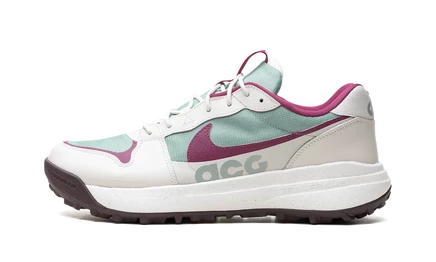 Кроссовки Nike ACG Lowcate, зелено-коричневые/слоновая кость