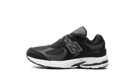 Кроссовки New Balance 2002 PS PC2002BK, черно-белые