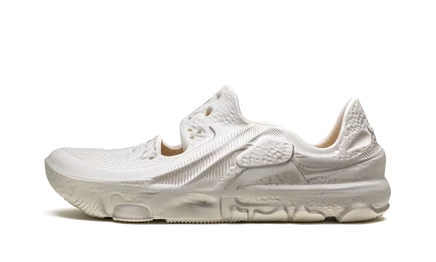 Кроссовки Nike ISPA Universal, натурально-черные