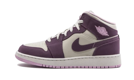 Кеды для мальчиков Jordan Air Jordan 1 Mid GS 555112-500
