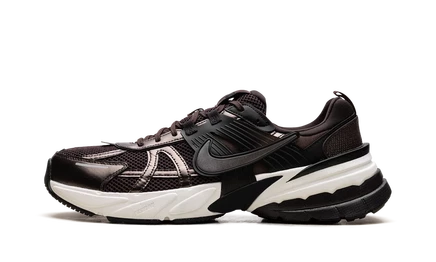 Кроссовки Nike V2K Run, коричнево-бело-черные