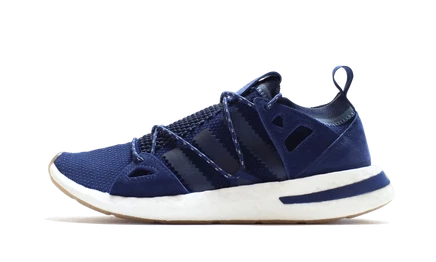 Женские кроссовки Adidas Arkyn