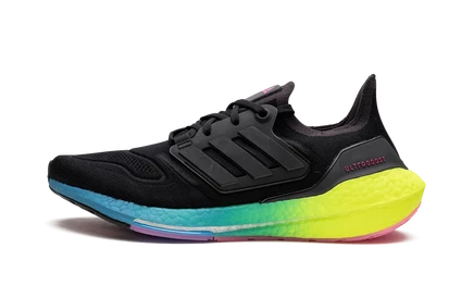 Кроссовки Adidas Ultraboost 22 GV8829, черные/мультиколор