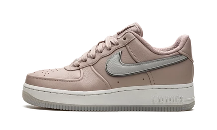 Женские кроссовки Nike Air Force 1 Low A Ma Maniére
