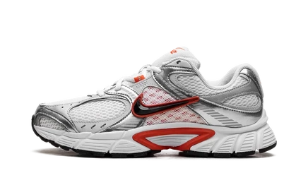 Женские кроссовки Nike V5 RNR, бело-красно-серо-черные