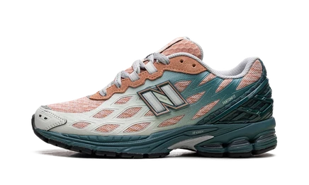 Женские кроссовки New Balance 1906W, светло-зеленые