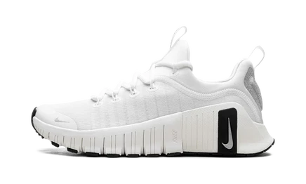 Женские кроссовки Nike Free Metcon 6 Premium, бело-черно-серебристые
