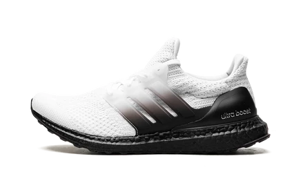 Кроссовки Adidas UltraBoost 5.0 DNA «Oreo», черно-белые
