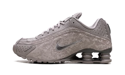 Женские кроссовки Nike Shox R4, пепельно-серые с цветочным принтом