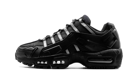 Кроссовки Nike Air Max 95 NDSTRKT, черные/светоотражающие