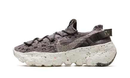 Женские кроссовки Nike Space Hippie 04