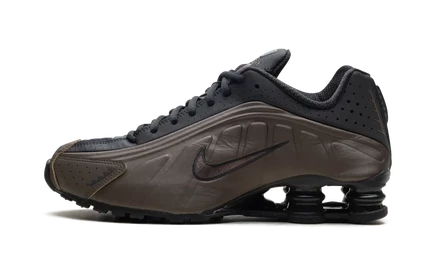 Женские кроссовки Nike Shox R4, темно-серые