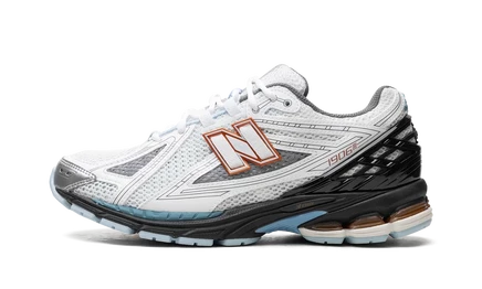Кроссовки New Balance 1906R, белый/черный/медный