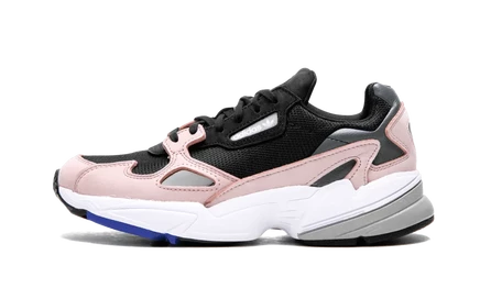 Женские кроссовки Adidas Falcon