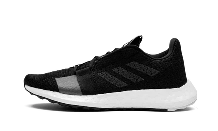 Женские кроссовки Adidas SenseBoost Go F33906