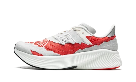 Кроссовки New Balance FuelCell RC Elite V2 SI, красные