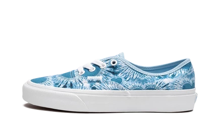 Кеды Vans Authentic VN0A5KS9BGW «Tie-Dye Hearts»