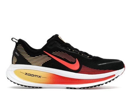Мужские кроссовки Nike Vomero 18, черный/красный/золотой