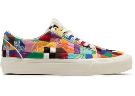 Кроссовки Vans Old Skool VLT LX Love Wins, мультицветные