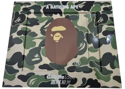 Бритвенный набор Bape x Gillette с 4 лезвиями, бело-зеленый