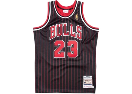 Mitchell & Ness Michael Jordan Chicago Bulls 1996-97 Alternate Authentic NBA Jersey Black/Red/White black/red/white