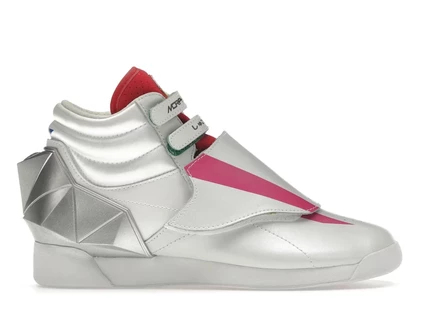 Женские кроссовки Reebok Freestyle Hi, розово-белые