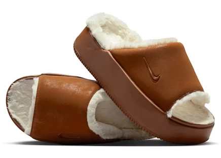 Женские слайды Nike Calm Elevation Fur Slide, светло‑коричневые