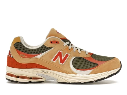 Мужские кроссовки New Balance 2002R, абрикосовые