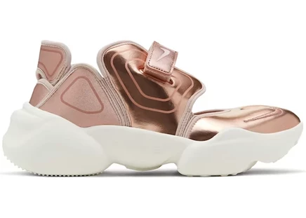 Nike Aqua Rift Liquid Metal Bronze (Women's) metallic red bronze/metallic red bronze-sail