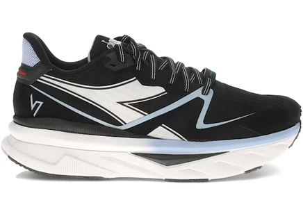 Женские кроссовки Diadora Atomo V7000, черно‑белые