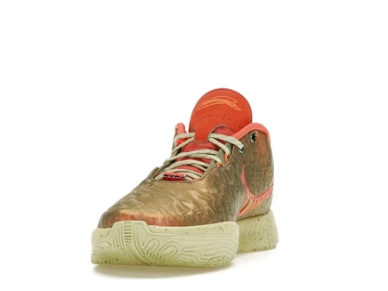 Nike LeBron 21 Queen Conch ember glow/elemental gold/campfire orange