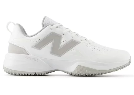 Женские кроссовки New Balance Fuse v5 Turf, белые