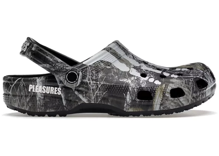 Клоги Crocs Classic Clog Skeleton, камуфляж/свечение