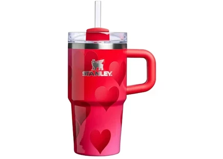 Термокружка Stanley FlowState Quencher 590 мл, градиент «Rouge Heart»